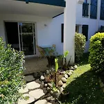 Au Calme Apartment